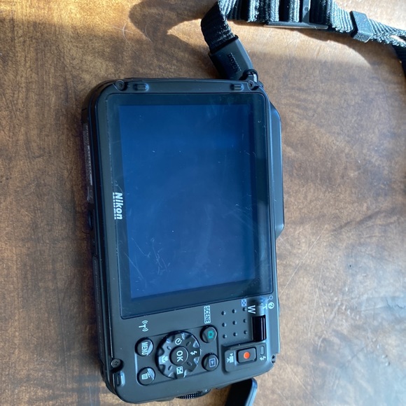 Nikon Coolpix AW120 - Picture 3 of 6